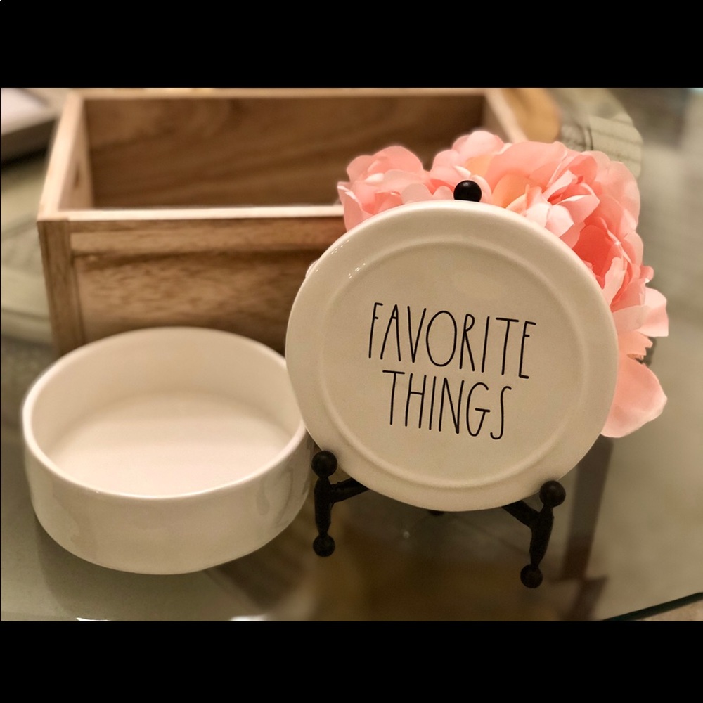Rae Dunn Favorite Things Trinket Box
